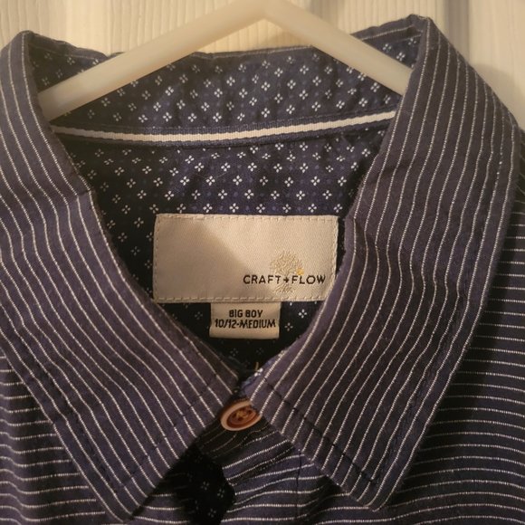 Boys button up t/shirt - Picture 4 of 4